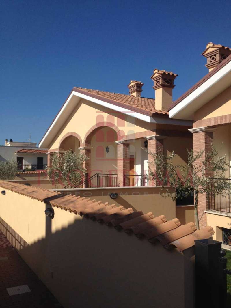 Villa Bifamiliare ROMA vendita  CASALONE zeddiani PROGEDIMM Srl