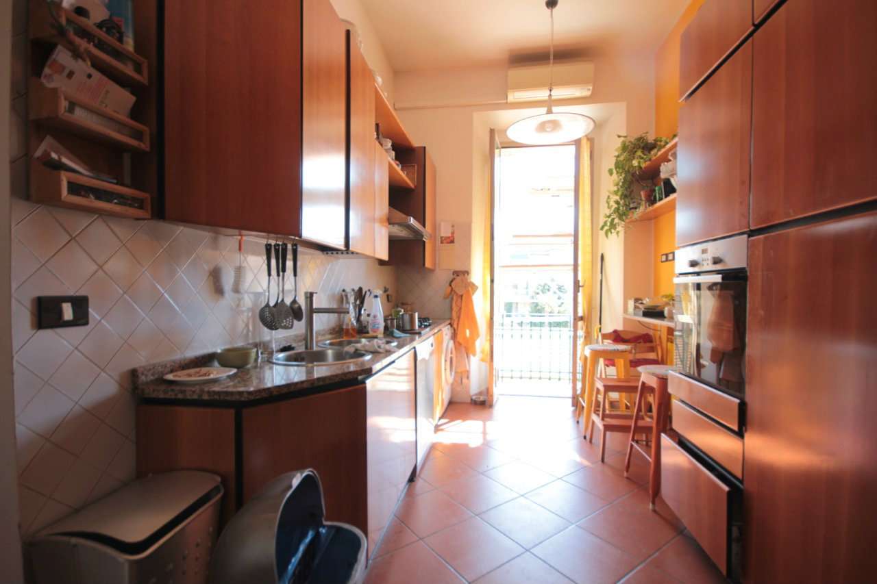 Appartamento FIRENZE vendita  CASTELLO via vezzani Idea Immobiliare sas