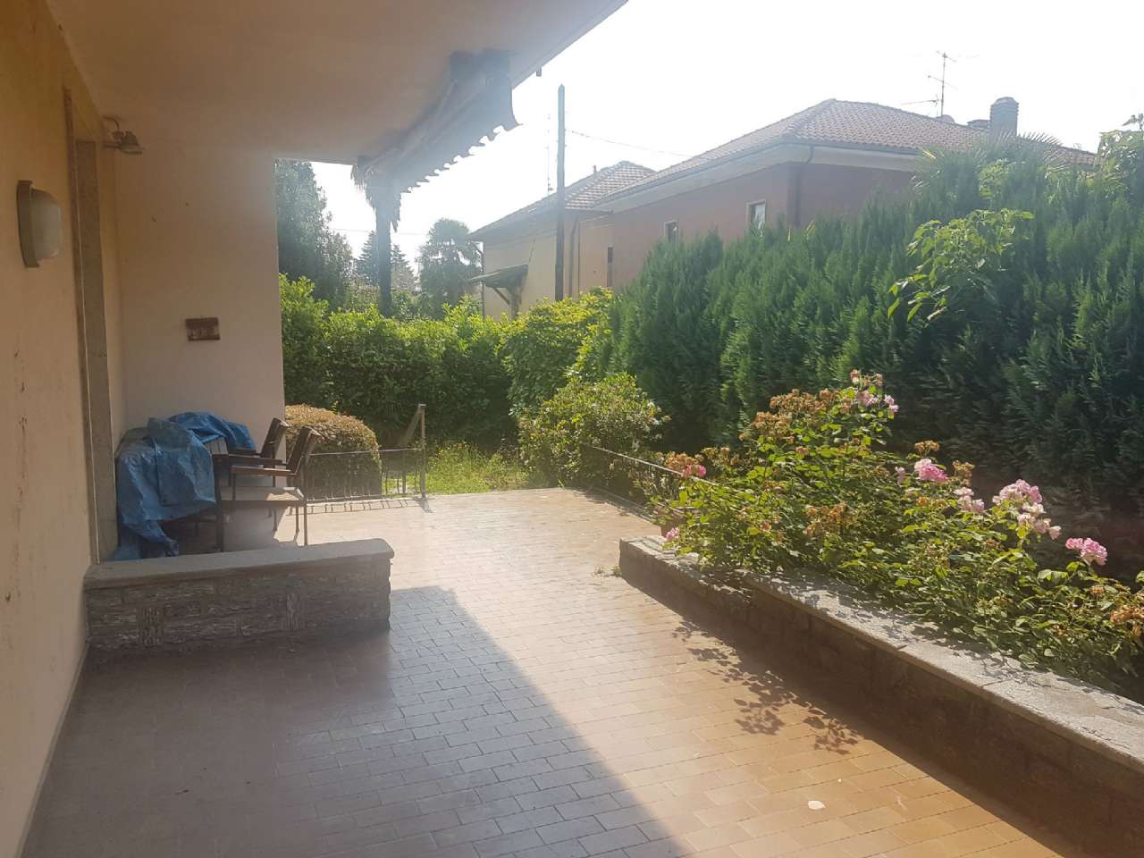 Villa Unifamiliare - Indipendente ANGERA vendita    Cava Immobiliare