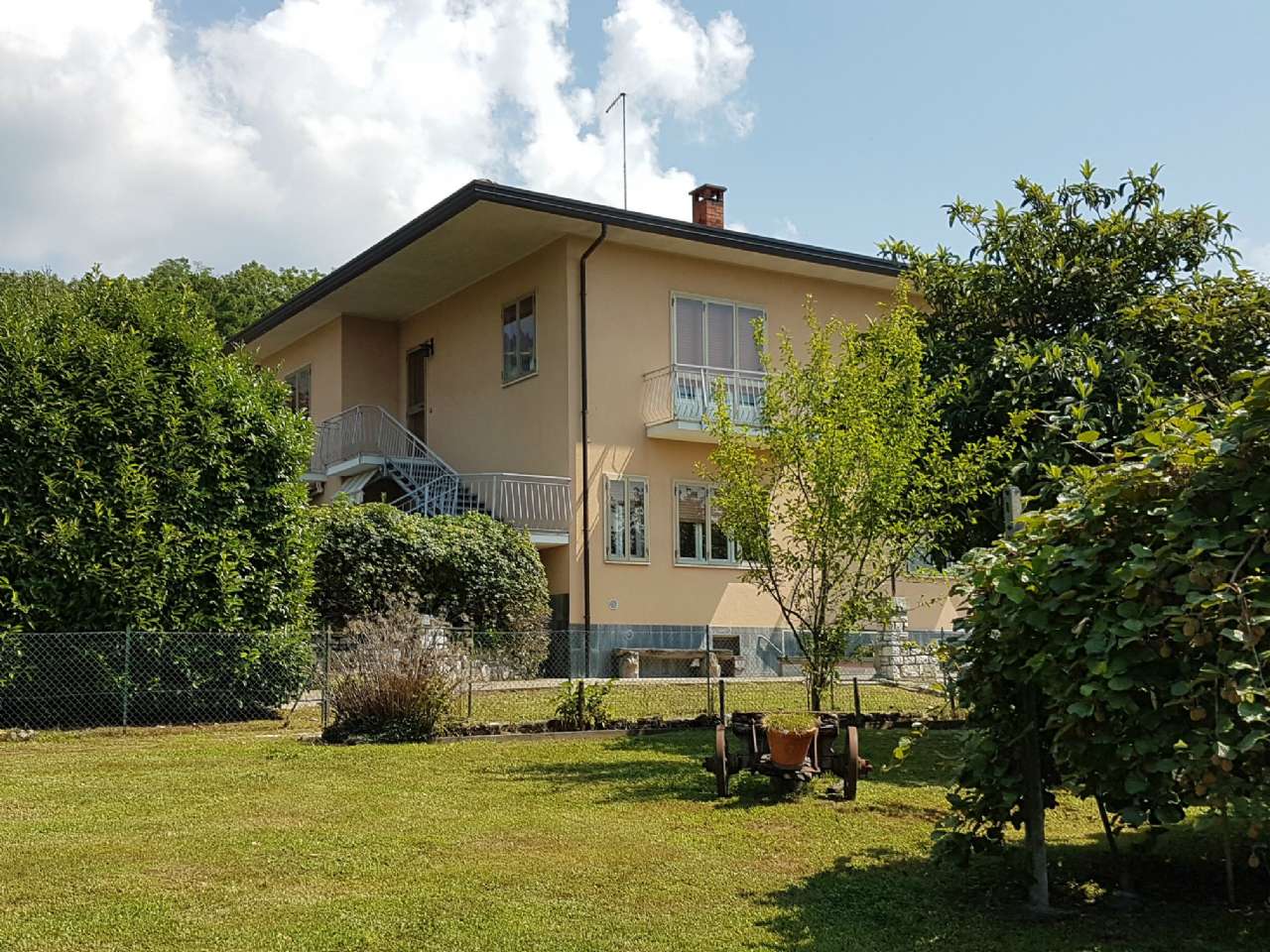 Villa Bifamiliare BARASSO vendita   Lunga Cava Immobiliare