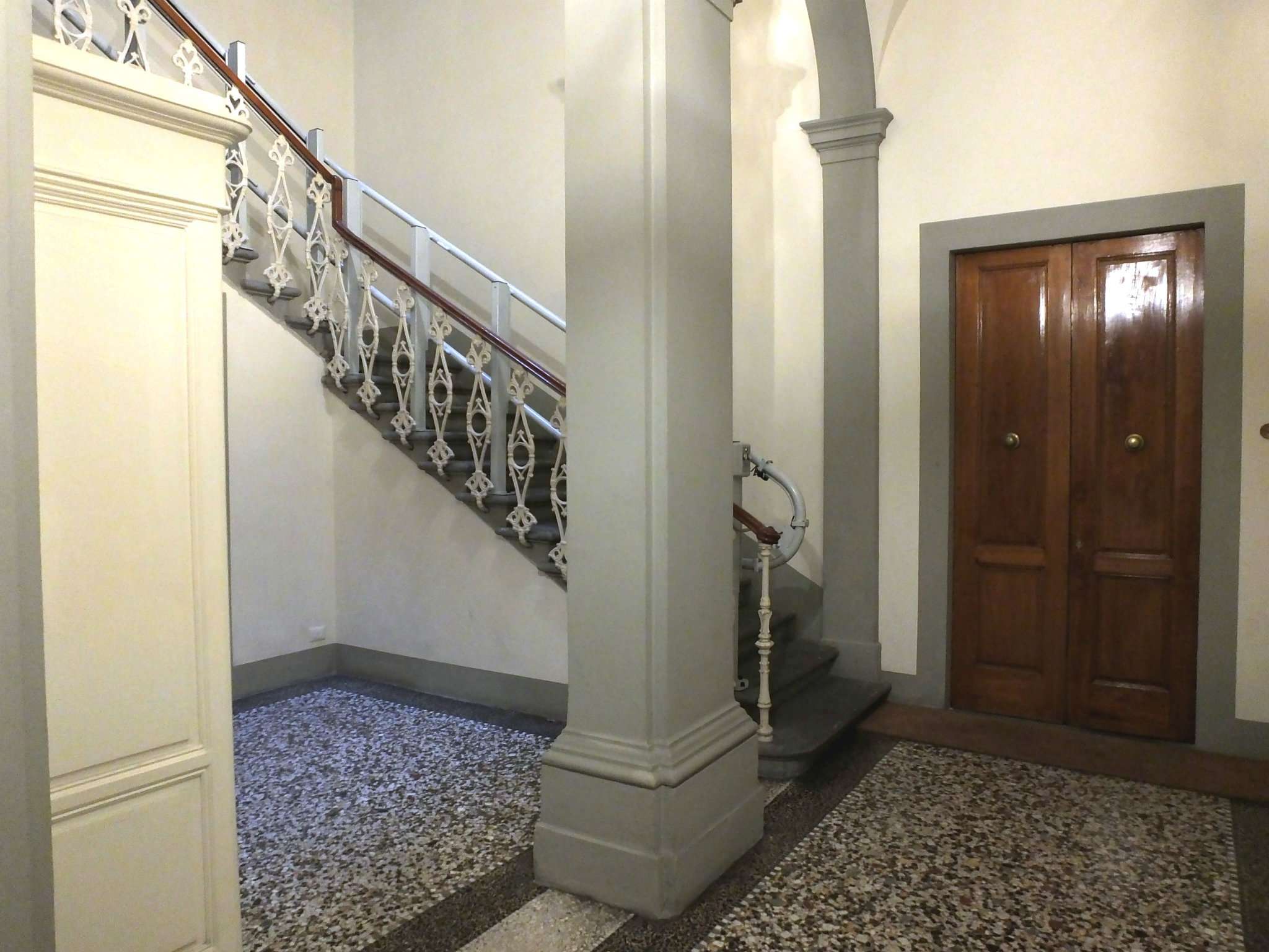 Appartamento FIRENZE vendita  VIALI Giovanni Pascoli IMMOBILIARE