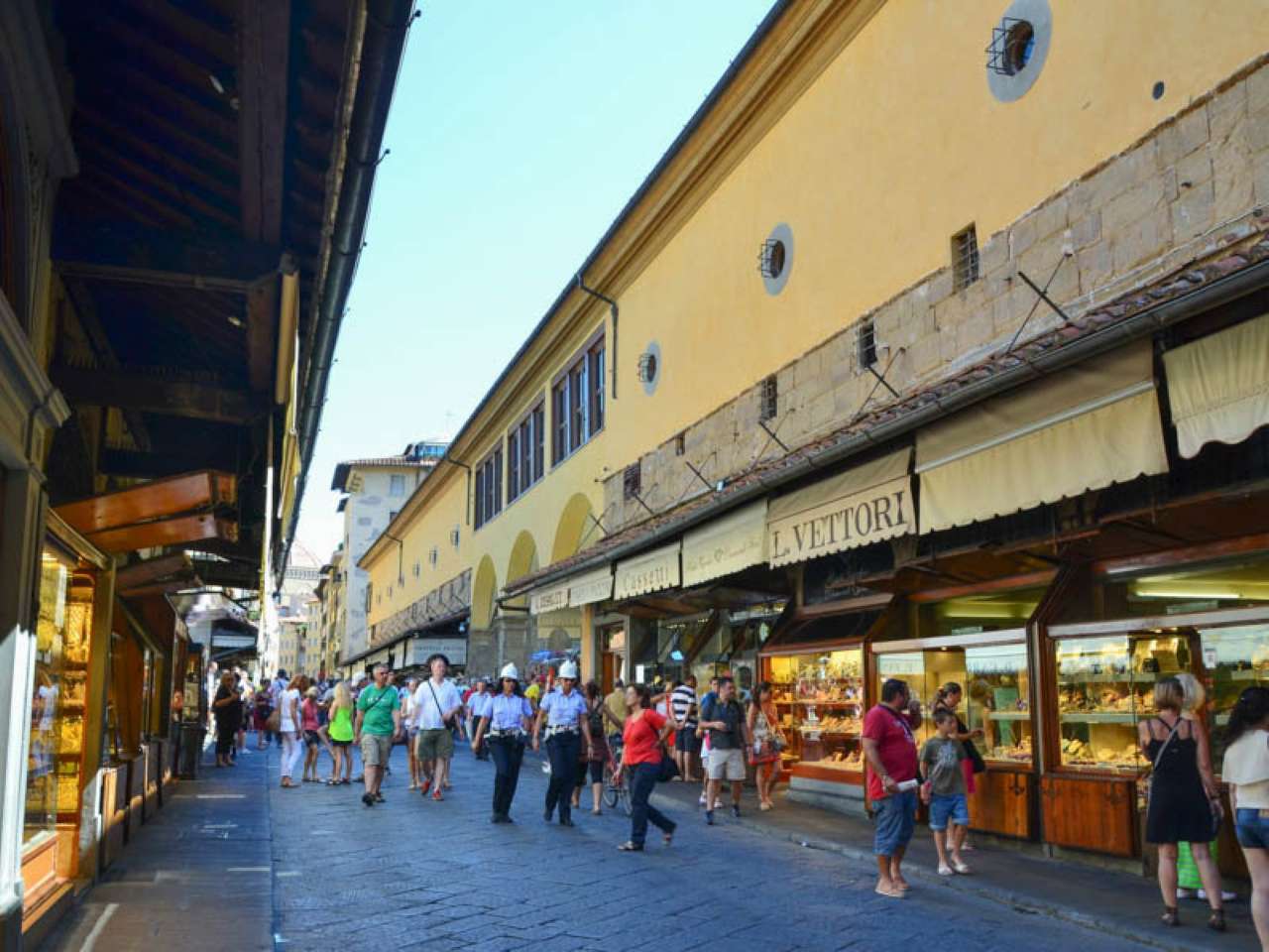 Negozio - Loc.Com. FIRENZE affitto  DUOMO ponte vecchio IMMOBILIARE