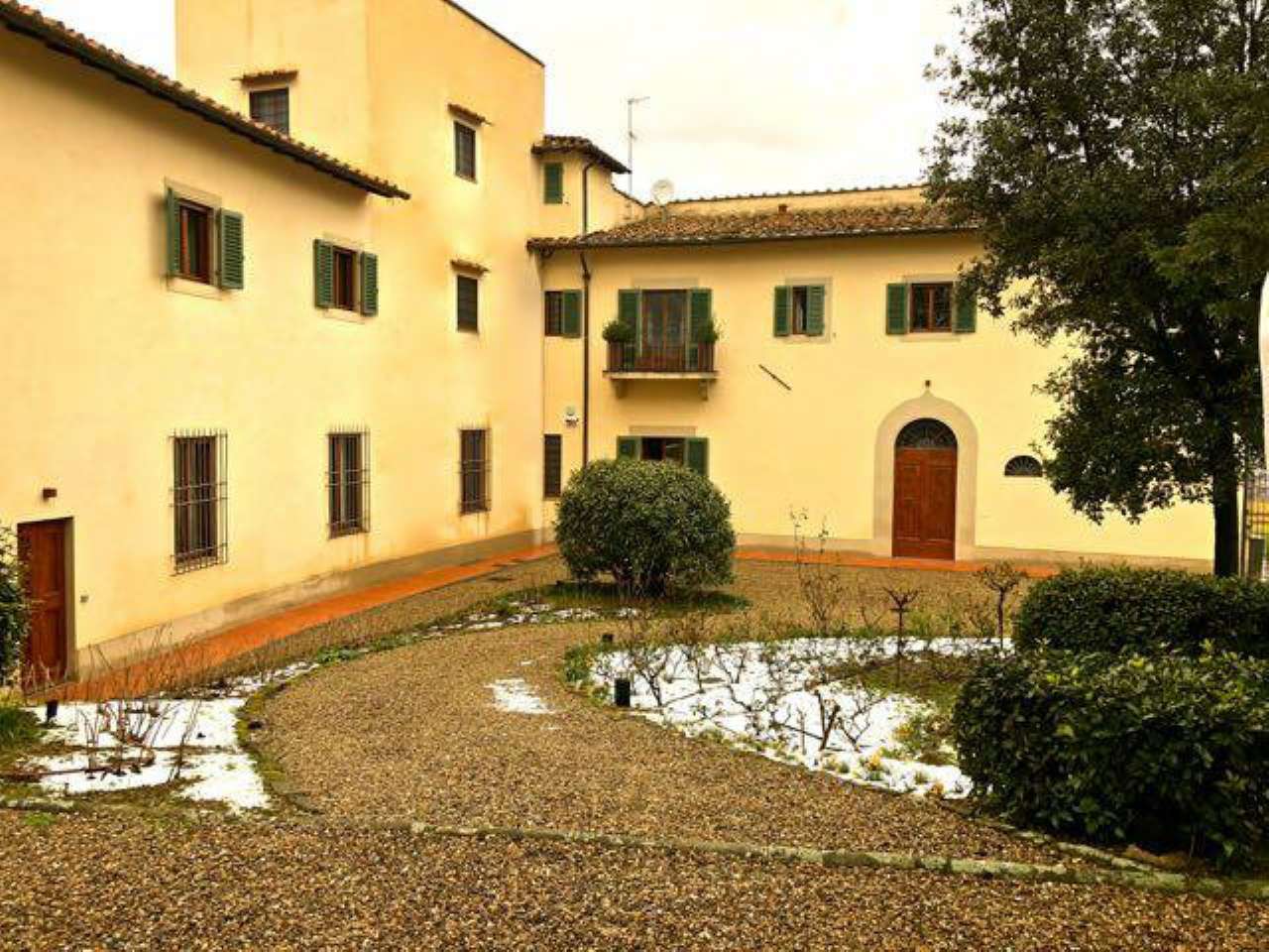 Villa Quadrifamiliare FIRENZE vendita  PORTA ROMANA  IMMOBILIARE