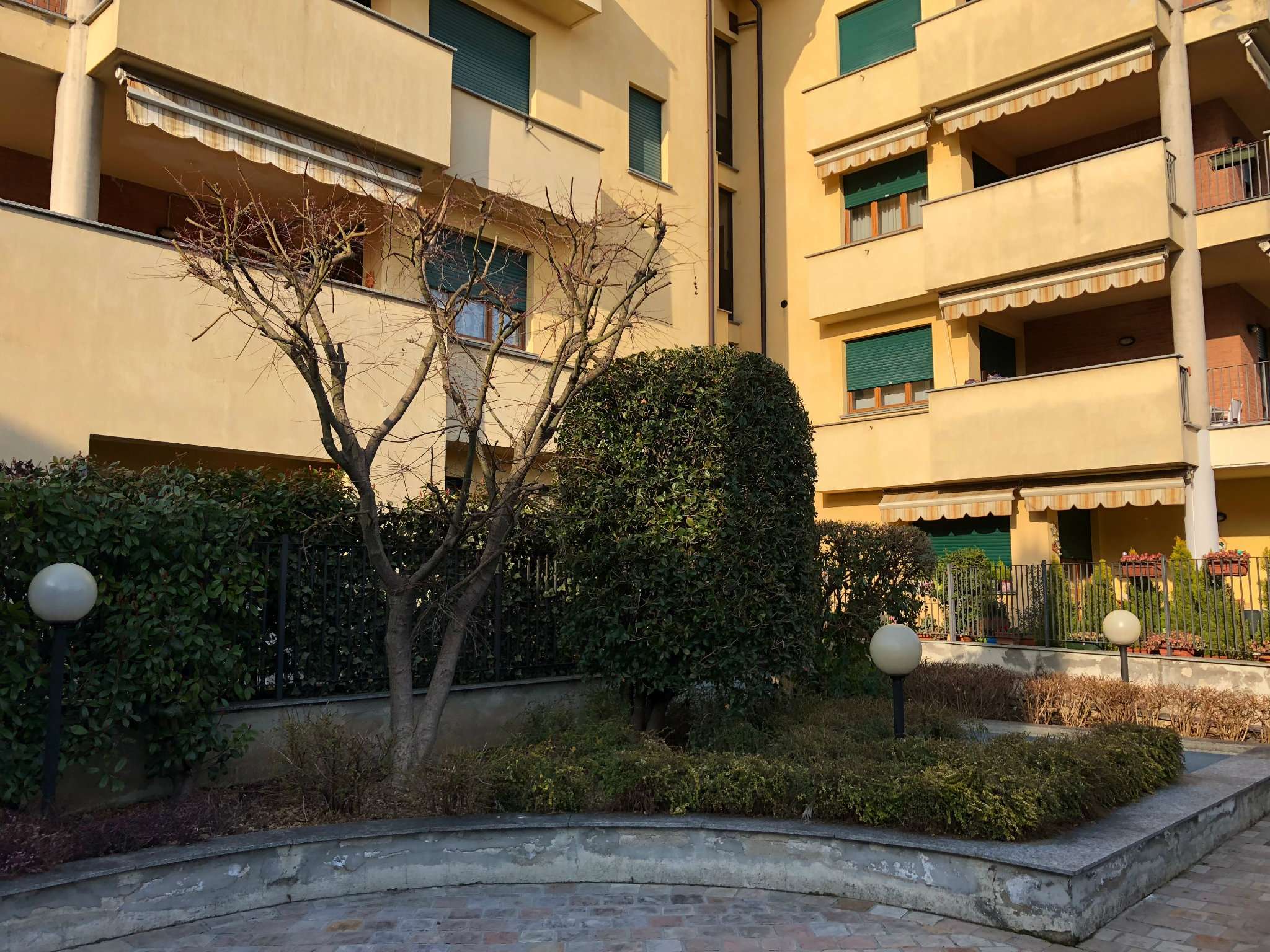  lissone vendita quart:  centro casa di mauri mario