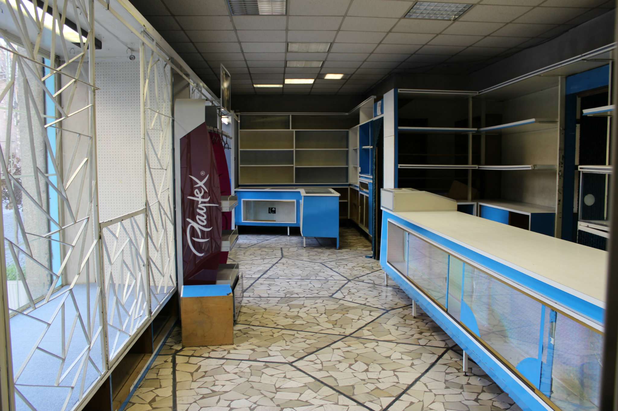 Negozio - Loc.Com. TORINO affitto  REGIO PARCO MADDALENE Immobiliare Regio Parco