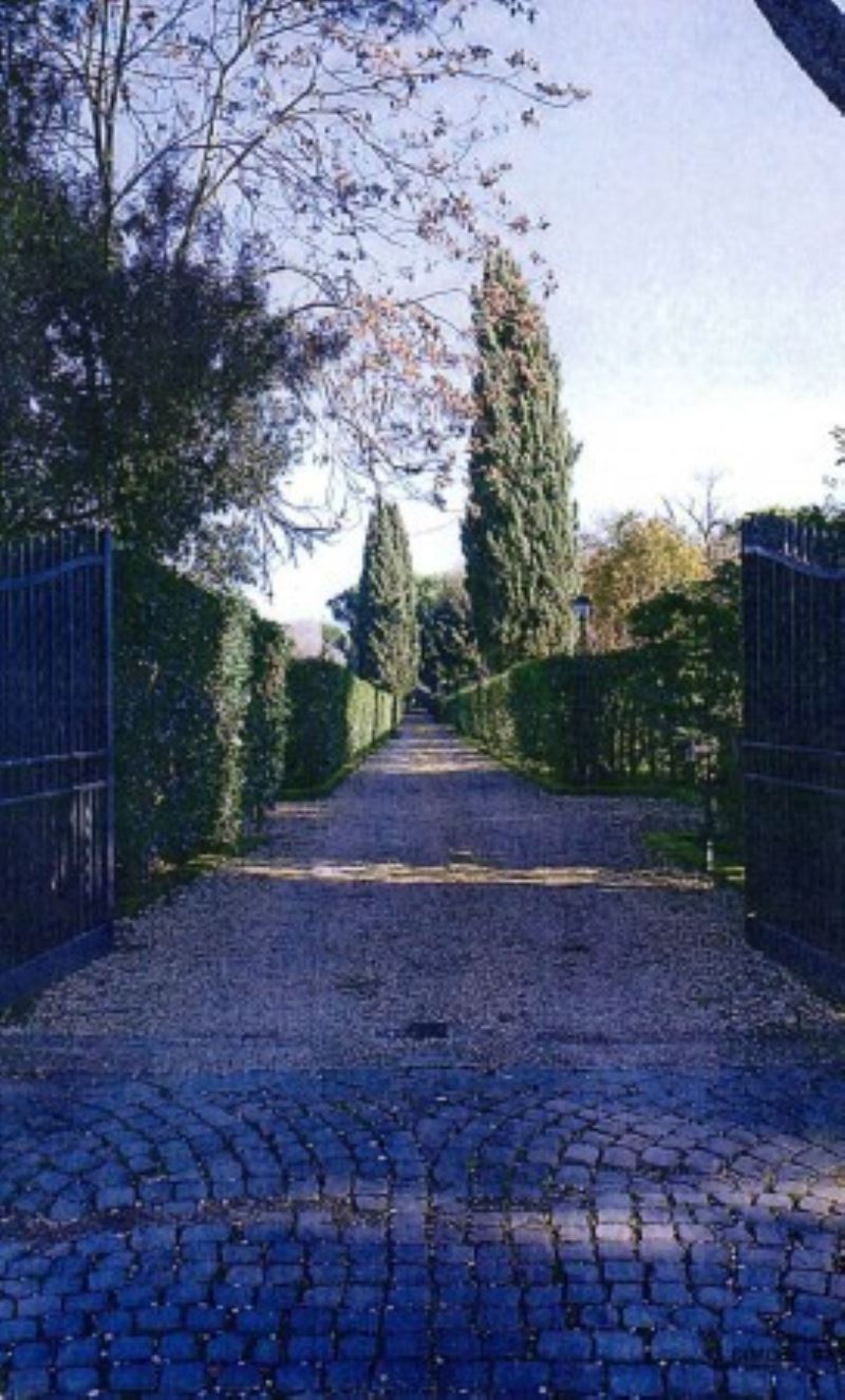 Villa ROMA vendita  Appia antica APPIA ANTICA IMA IMMOBILIARE