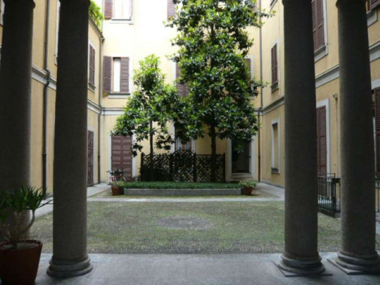  milano vendita quart: centro storico valente-immobili