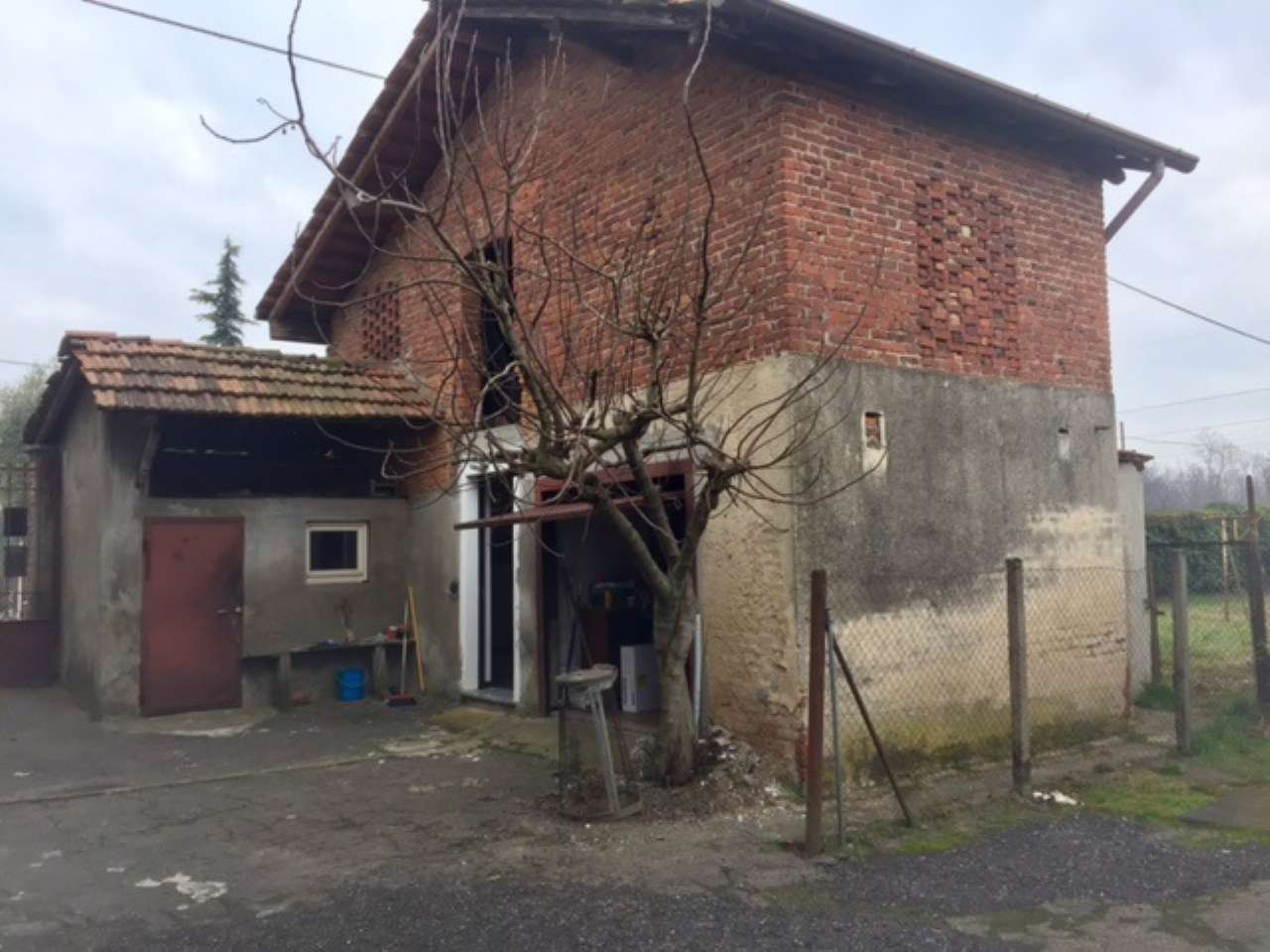 Rustico - Cascina MORAZZONE vendita    novacapital srl