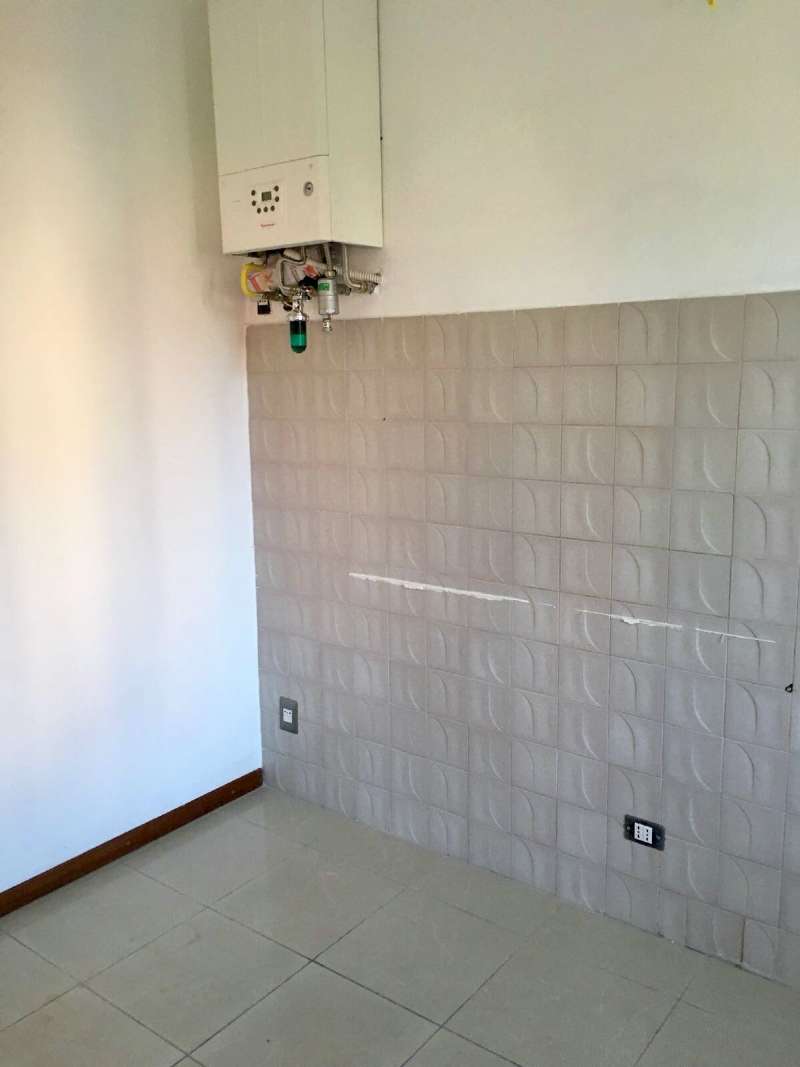 Appartamento MALNATE affitto   toselli snc novacapital srl