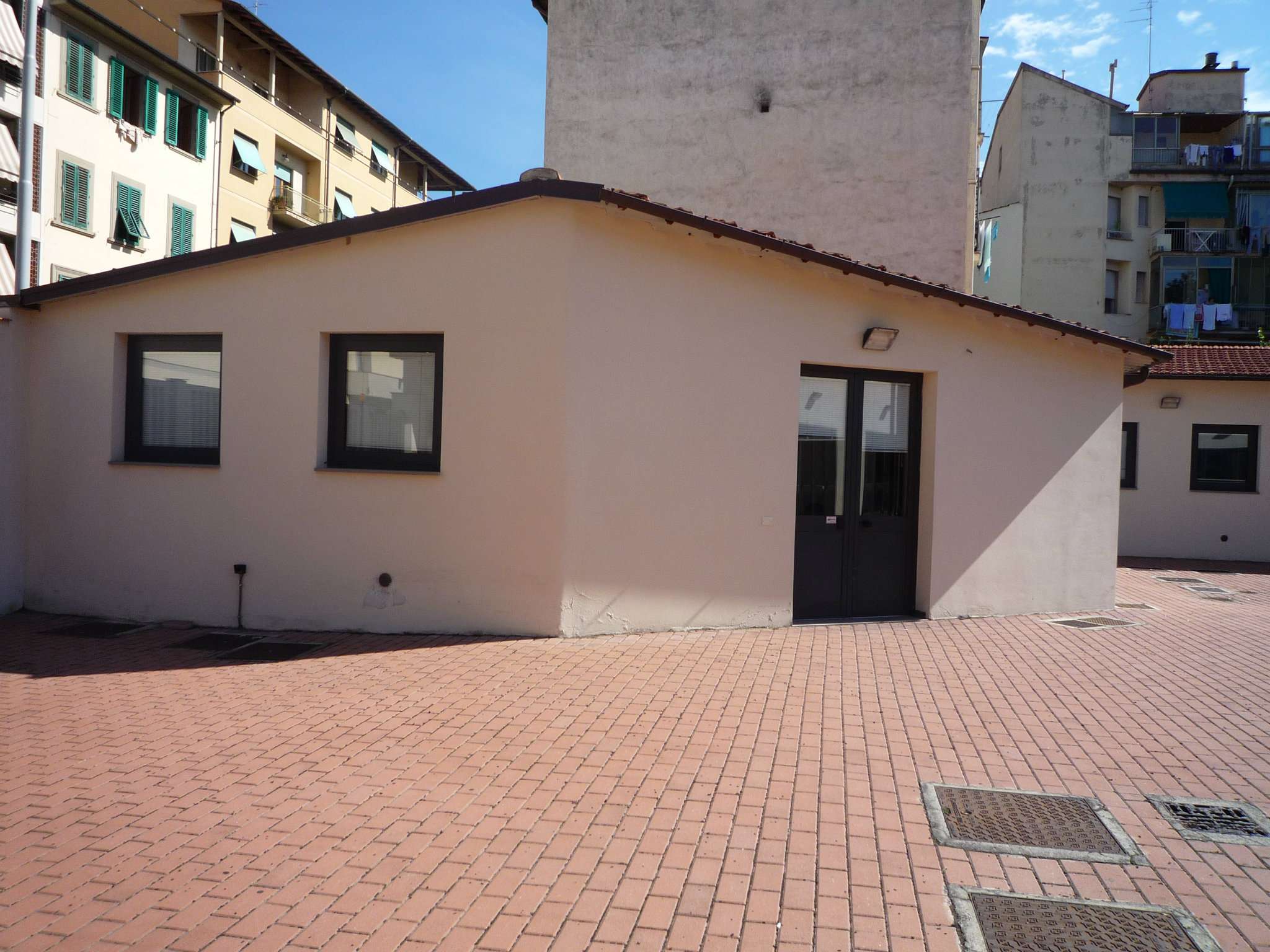 Negozio - Loc.Com. FIRENZE affitto  CASTELLO carlo del greco Immobiliare Nesi