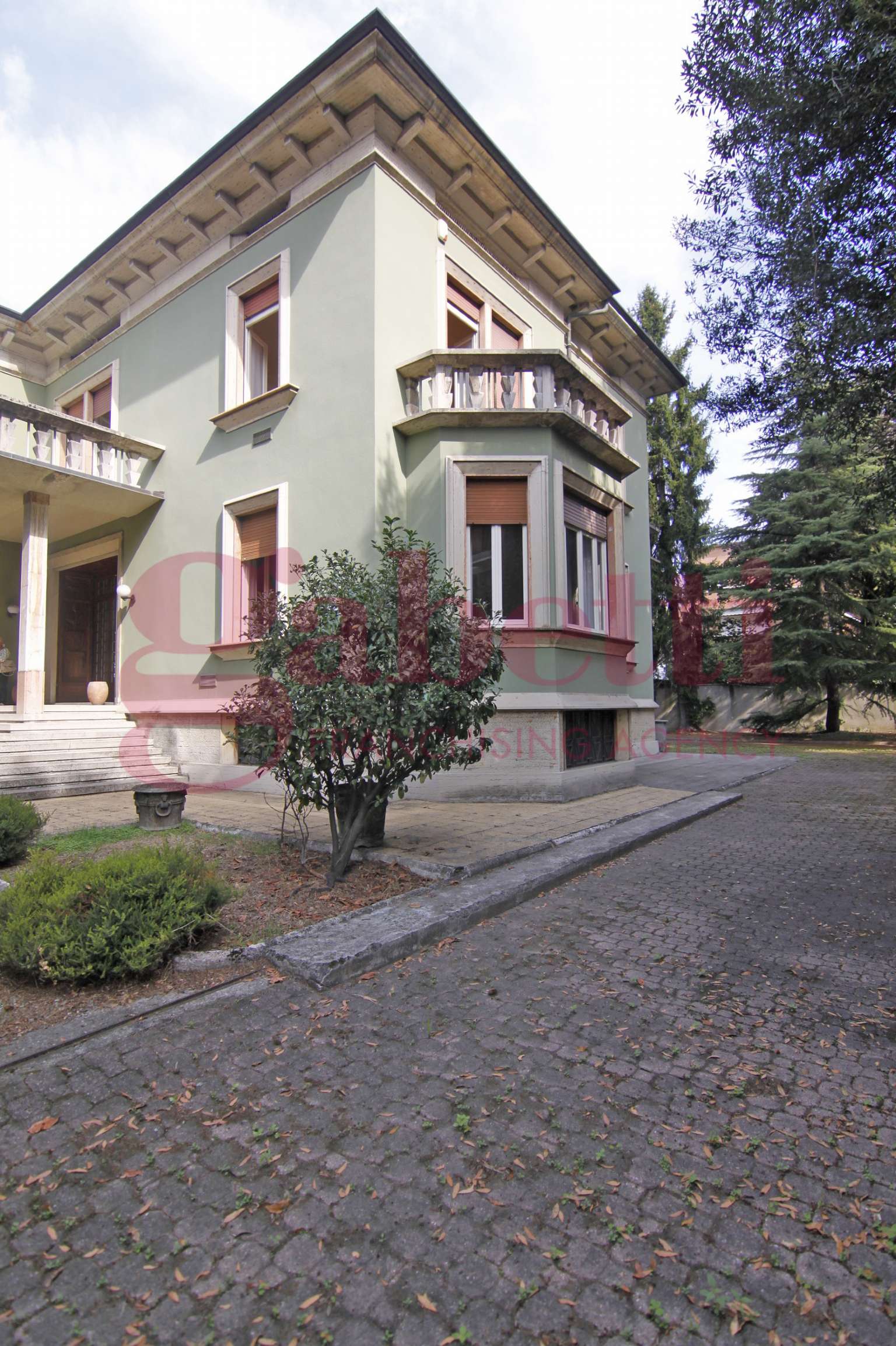 Villa GALLARATE vendita   Maino 4 Gabetti - Studio 78 di Walter Pia & C. S.a.s.