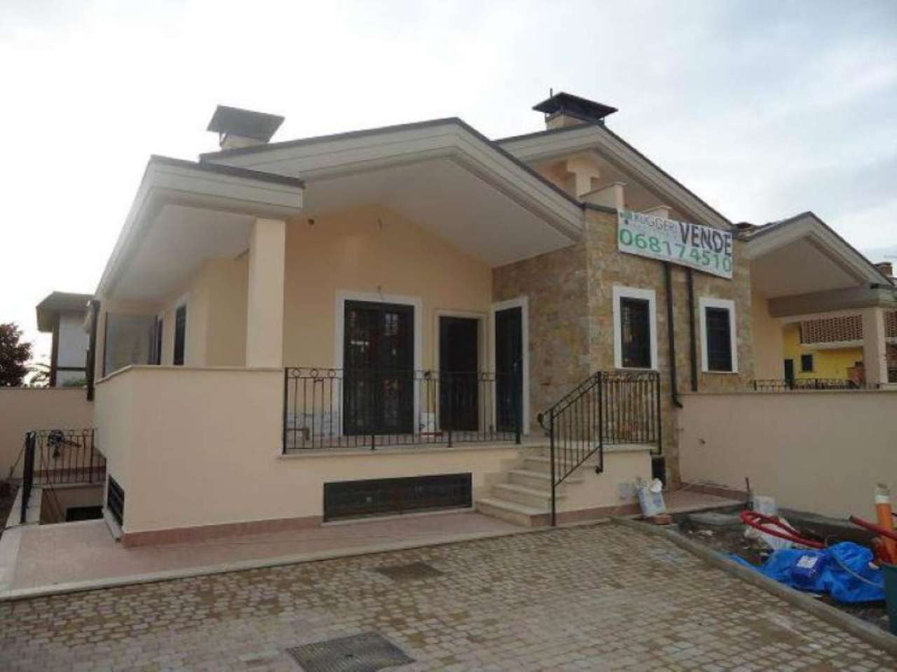 Villa ROMA vendita  BUFALOTTA Bonefro Immobiliare Ruggeri SRL