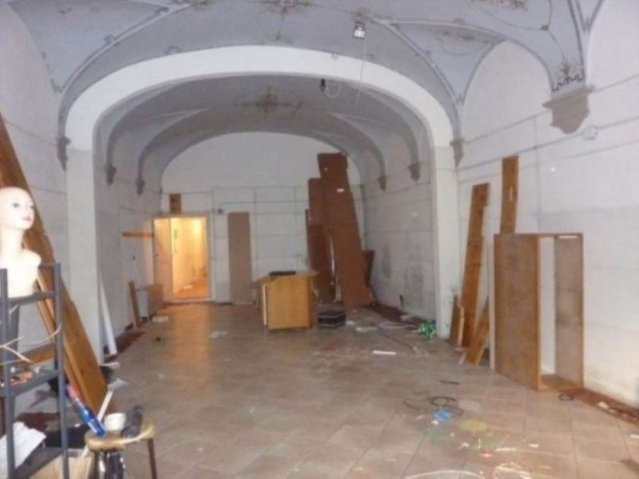Negozio - Loc.Com. PISTOIA vendita    GELLI IMMOBILIARE