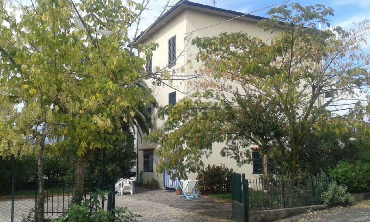  agliana vendita quart:  gelli immobiliare