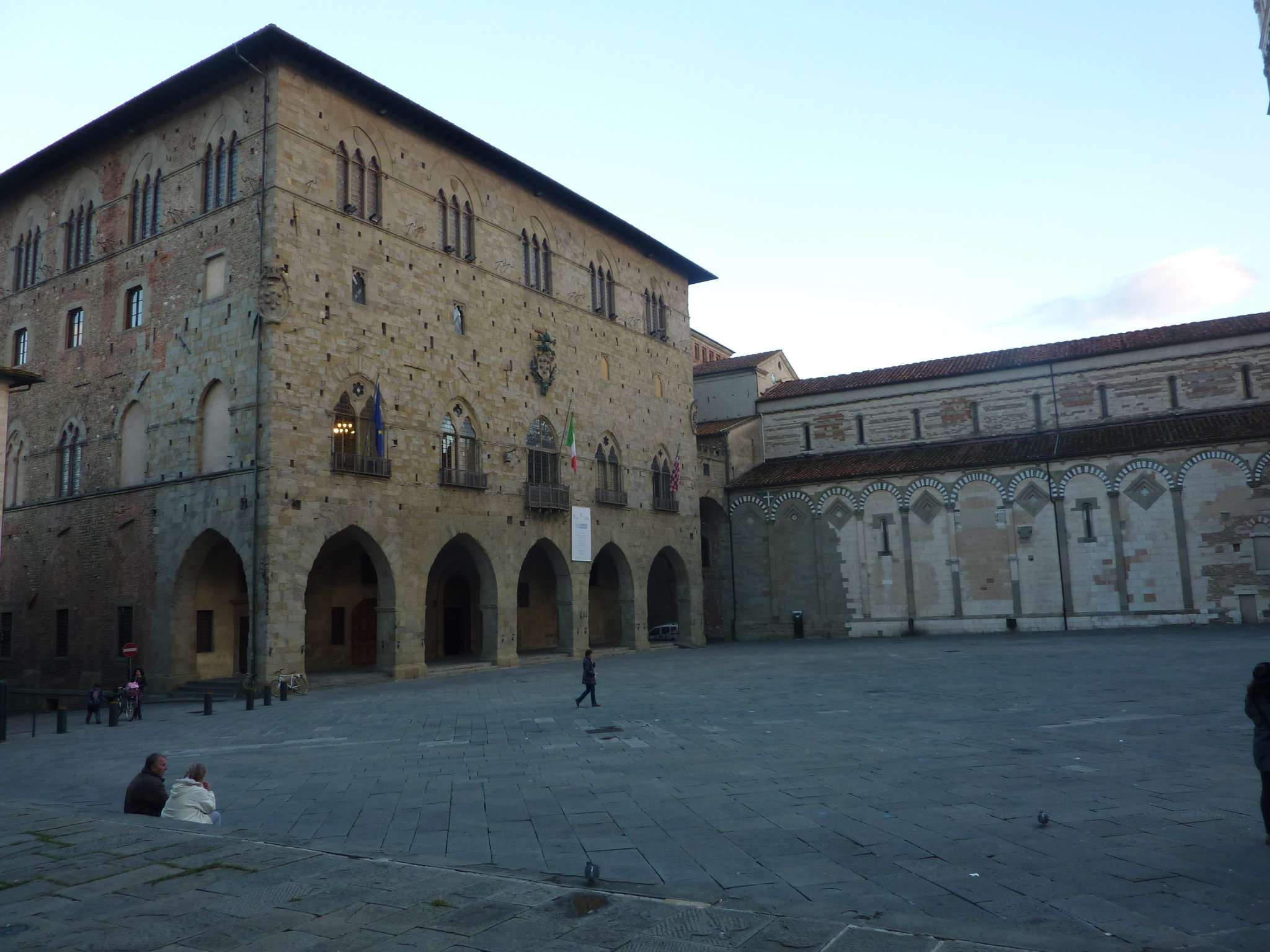 Negozio - Loc.Com. PISTOIA affitto    GELLI IMMOBILIARE