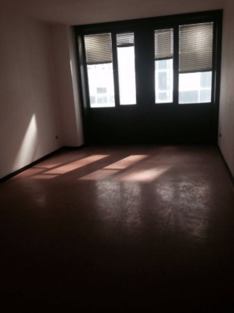  napoli affitto quart: san lorenzo de-chiara-servizi-immobiliari-srl