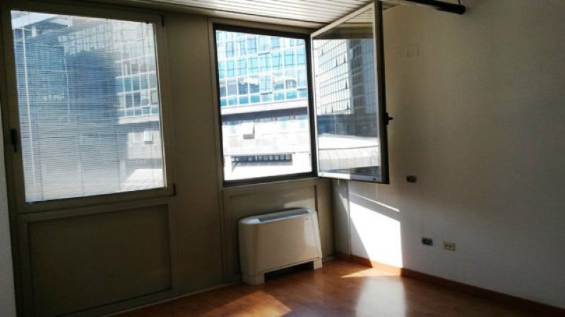 Ufficio - Loc.Com. NAPOLI vendita  SAN LORENZO della Costituzione De Chiara Servizi Immobiliari SRL