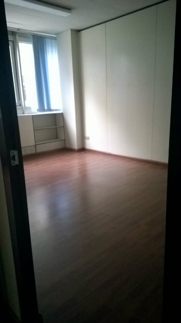  napoli vendita quart: san lorenzo de-chiara-servizi-immobiliari-srl