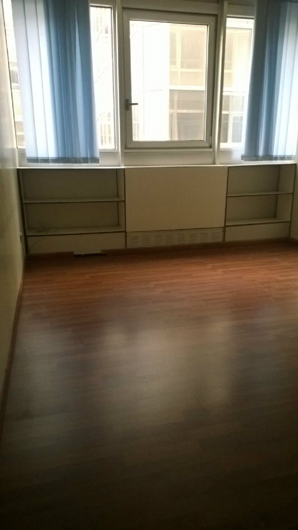 Ufficio - Loc.Com. NAPOLI vendita  SAN LORENZO della Costituzione De Chiara Servizi Immobiliari SRL
