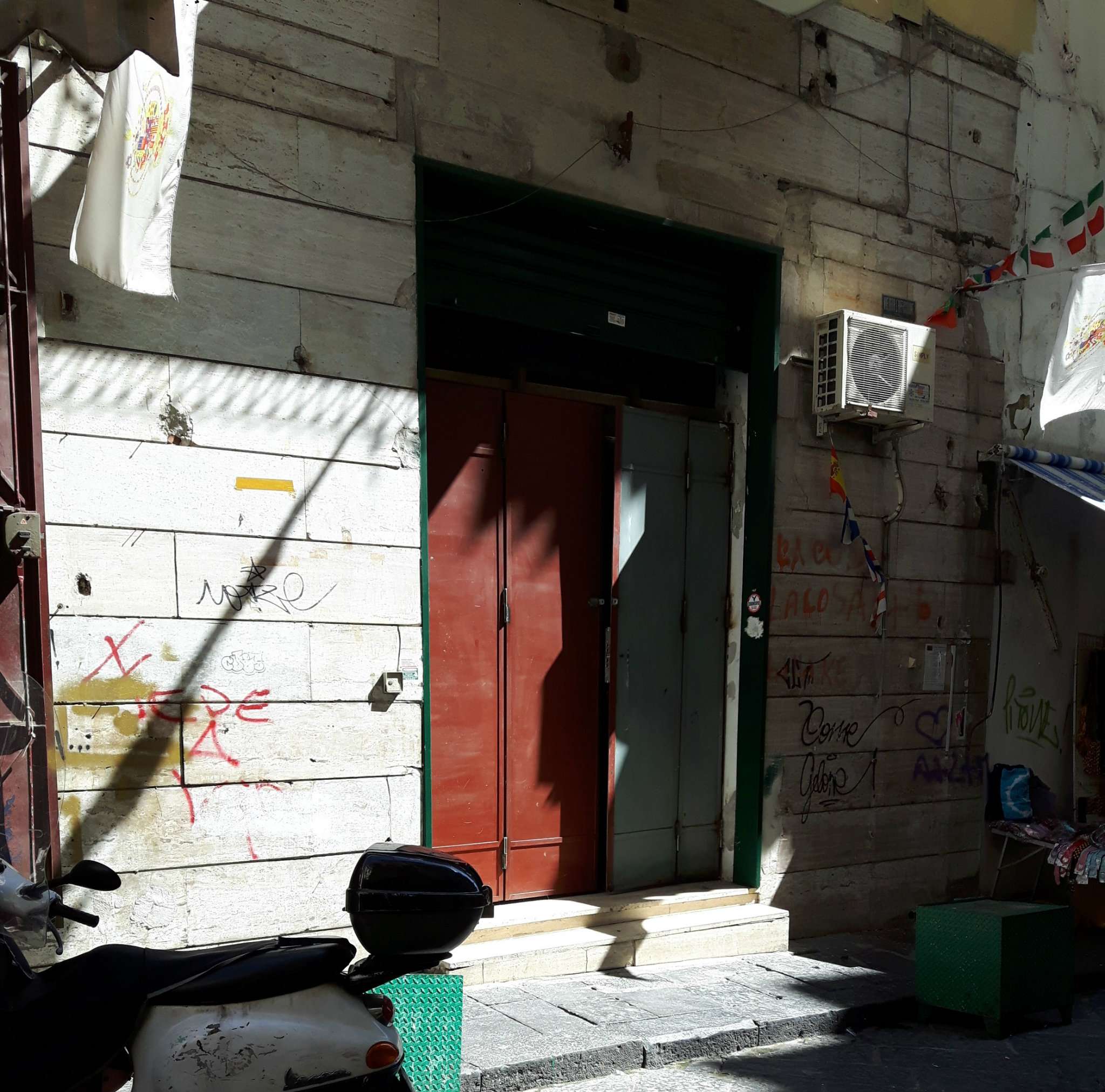  napoli vendita quart: pendino de-chiara-servizi-immobiliari-srl