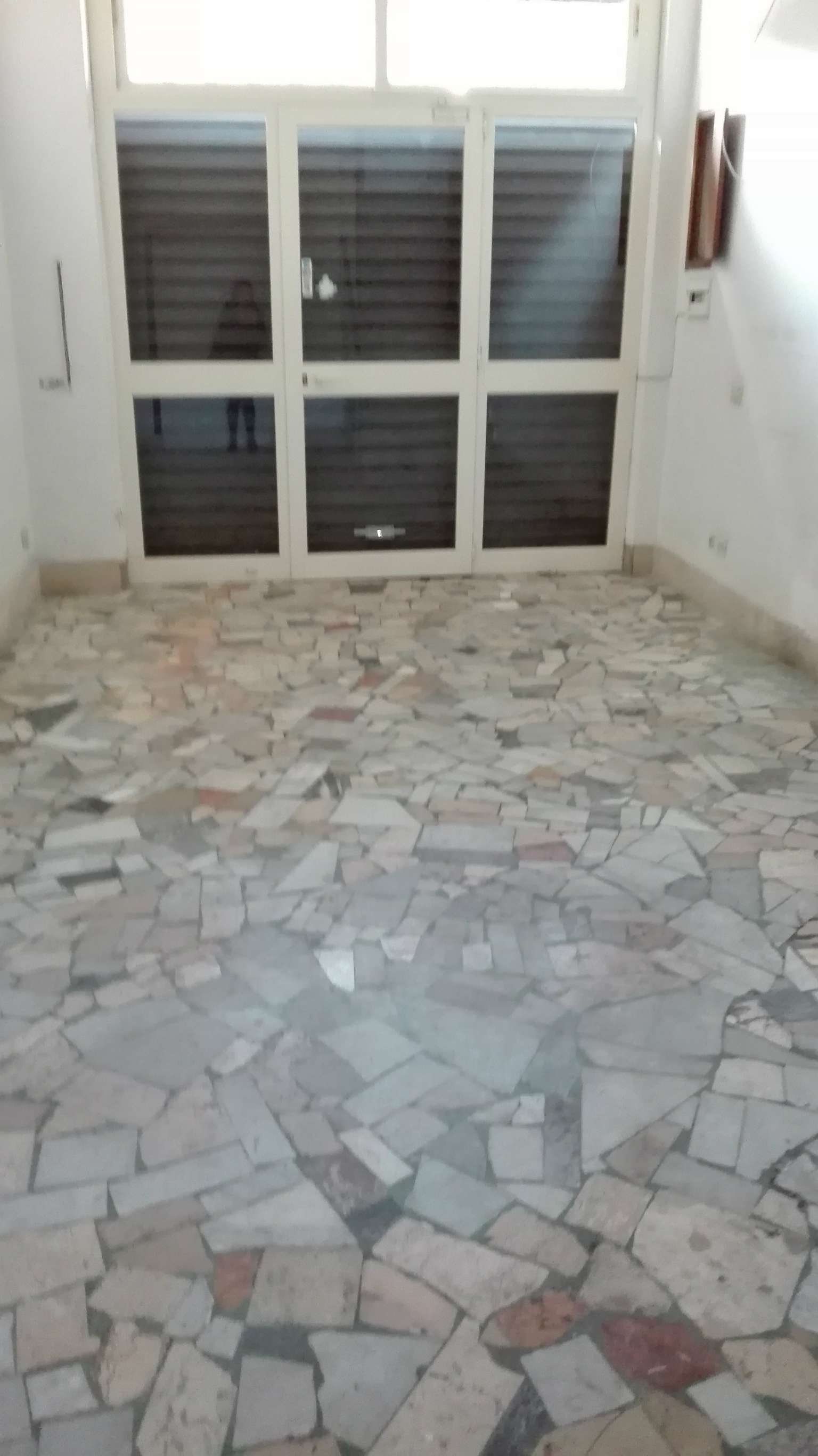  napoli affitto quart: poggioreale e zona industriale de-chiara-servizi-immobiliari-srl