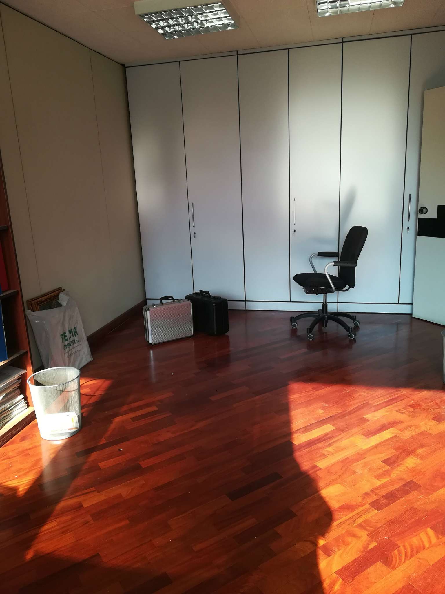 Ufficio - Loc.Com. NAPOLI affitto  SAN LORENZO della Costituzione De Chiara Servizi Immobiliari SRL
