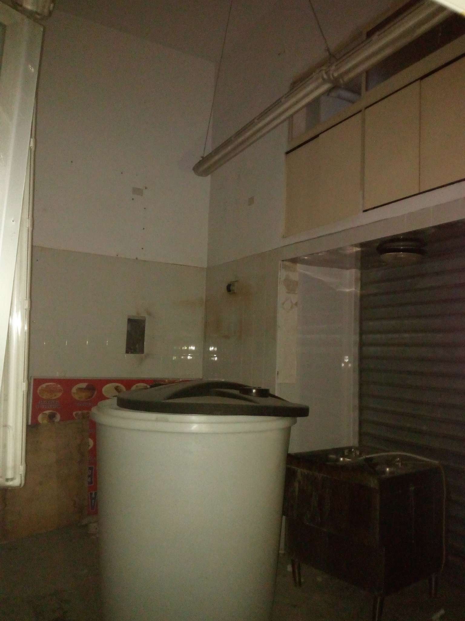 Negozio - Loc.Com. NAPOLI affitto  MERCATO Giuseppe Ricciardi De Chiara Servizi Immobiliari SRL