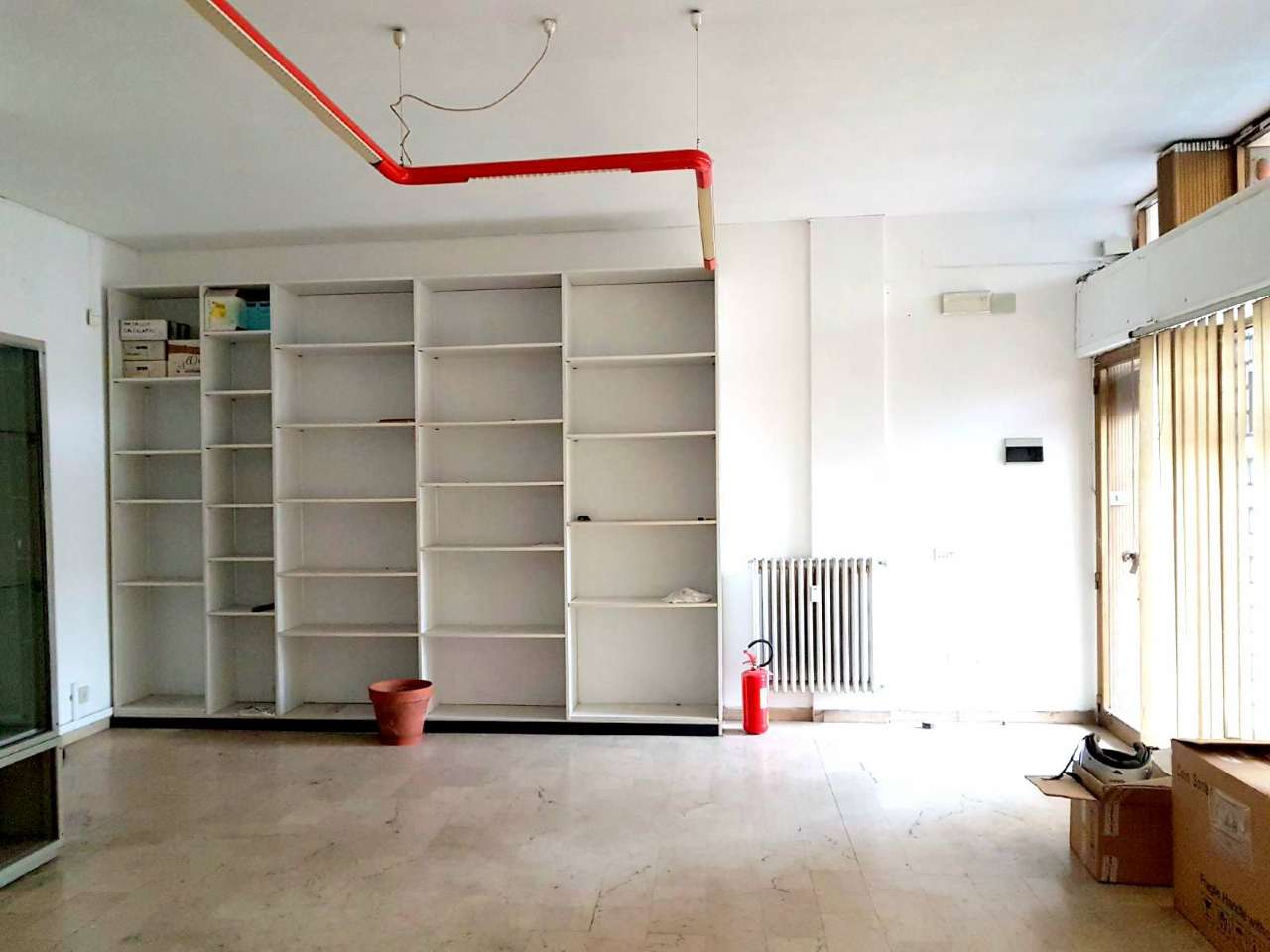 Negozio - Loc.Com. FIRENZE vendita  RIFREDI ragazzi del 99 Immobiliare Cantisani