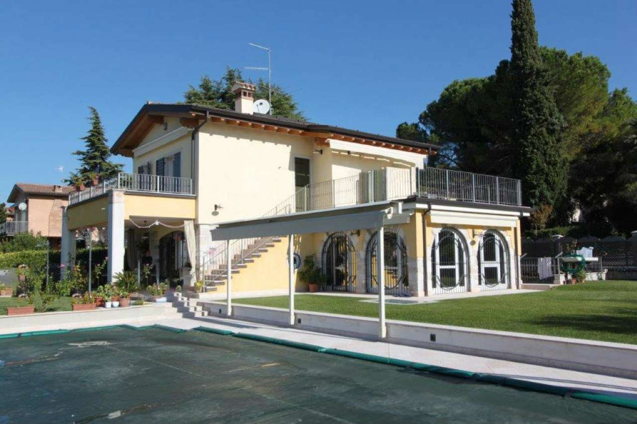 Villa Trifamiliare BARDOLINO vendita    Con.ag.i