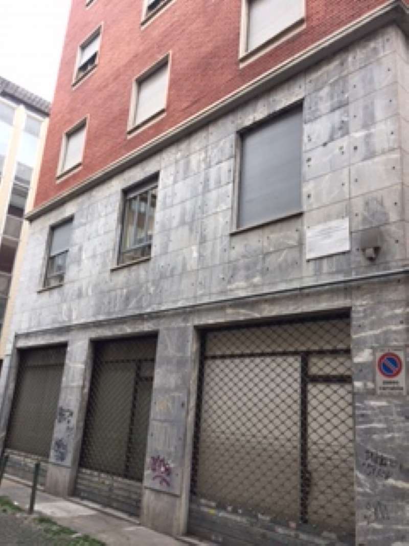 Negozio - Loc.Com. TORINO vendita  CENTRO Via Santa Maria Studio immobiliare rihabitat