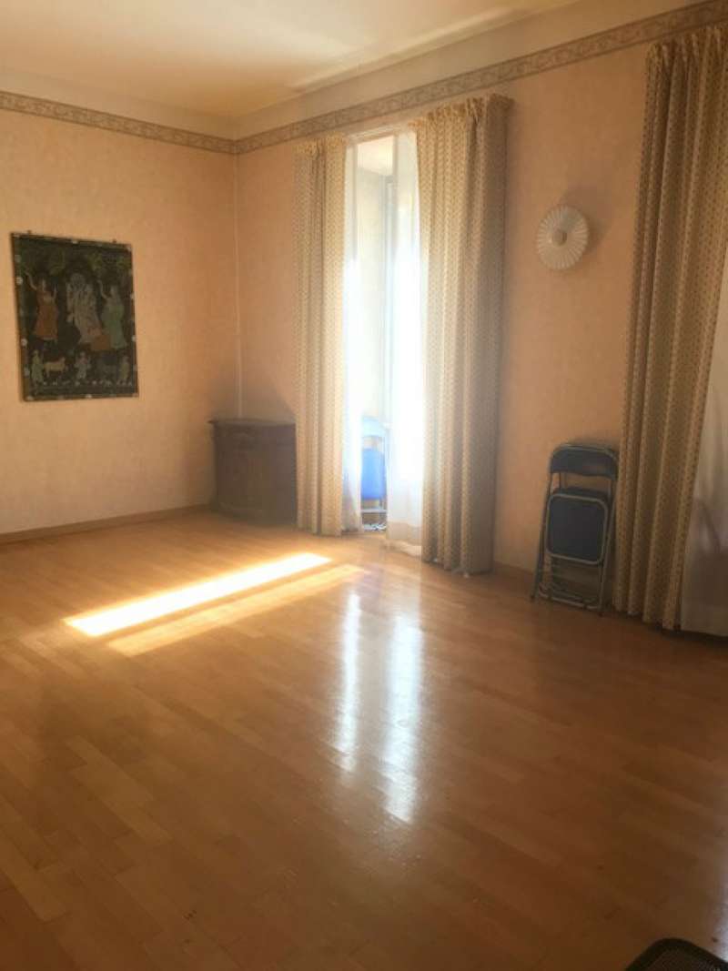 Ufficio - Loc.Com. ROMA vendita  PRATI viale giulio cesare MAPI CASE ED IMMOBILI   S.R.L.