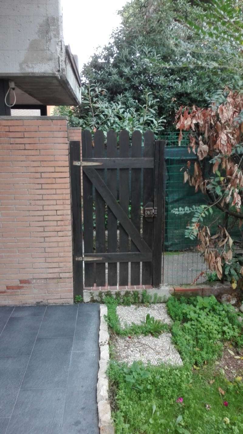 Appartamento ROMA vendita  AXA TEOGNIDE BENESTARE IMMOBILIARE S.R.L.