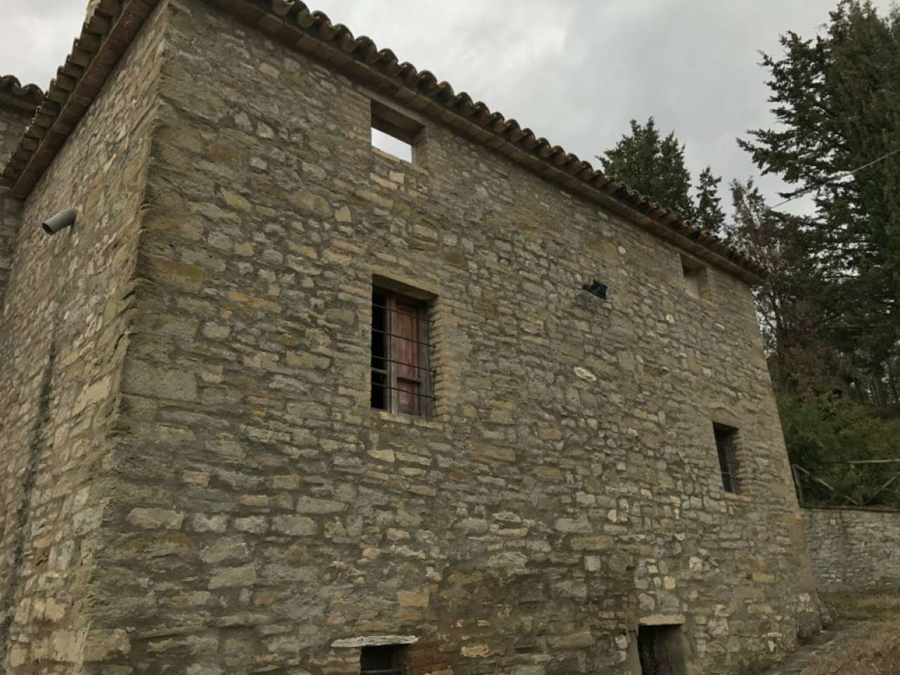 Rustico - Cascina CITTÀ DI CASTELLO vendita    quatarca immobiliare sas