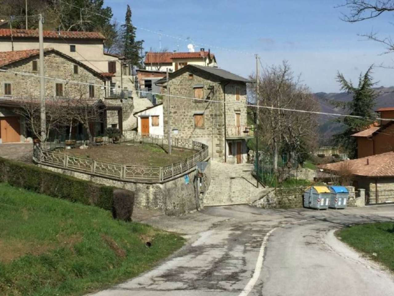 Villa Unifamiliare - Indipendente BAGNO DI ROMAGNA vendita   Via Castello quatarca immobiliare sas