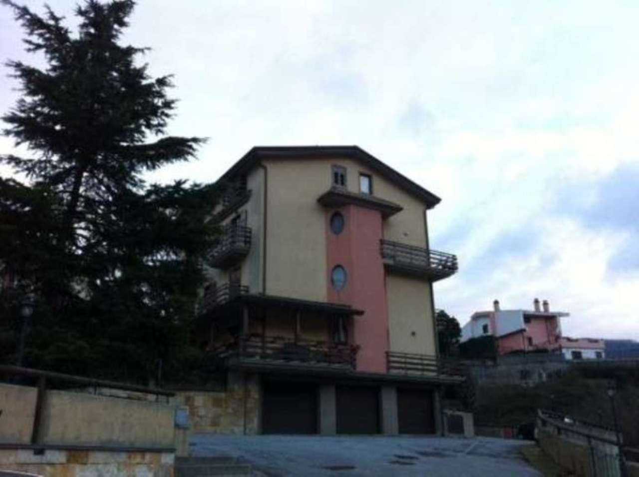 Appartamento MONTEFORTE IRPINO affitto   Vittorio Emanuele FIRST HOUSE s.r.l.