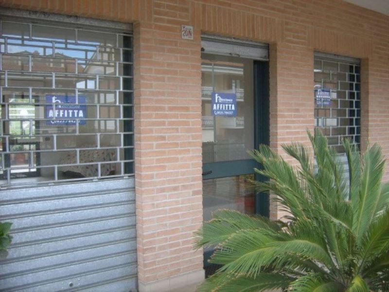 Negozio - Loc.Com. AVELLINO affitto   San Tommaso FIRST HOUSE s.r.l.