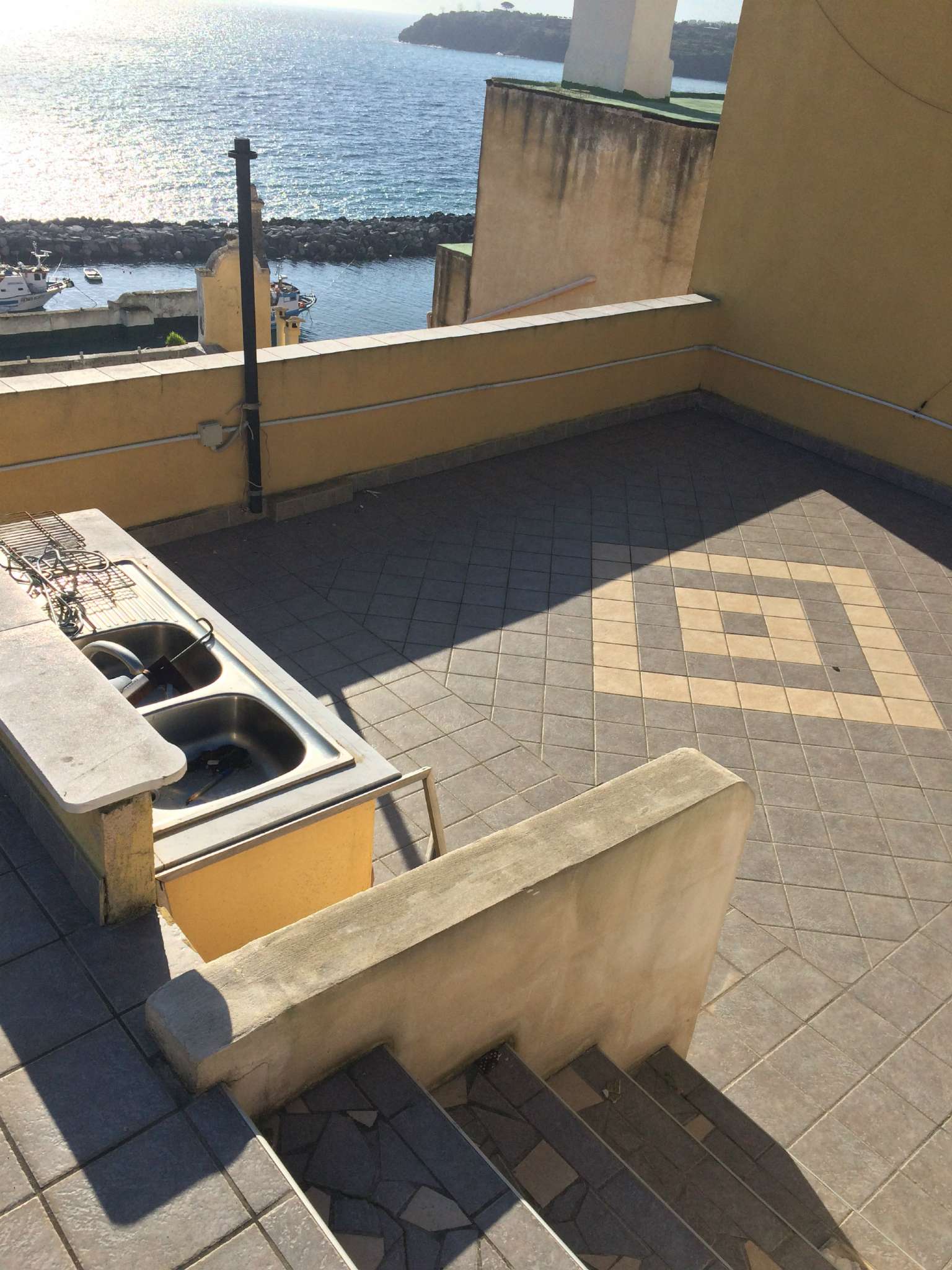  procida vendita quart:  first house s.r.l.