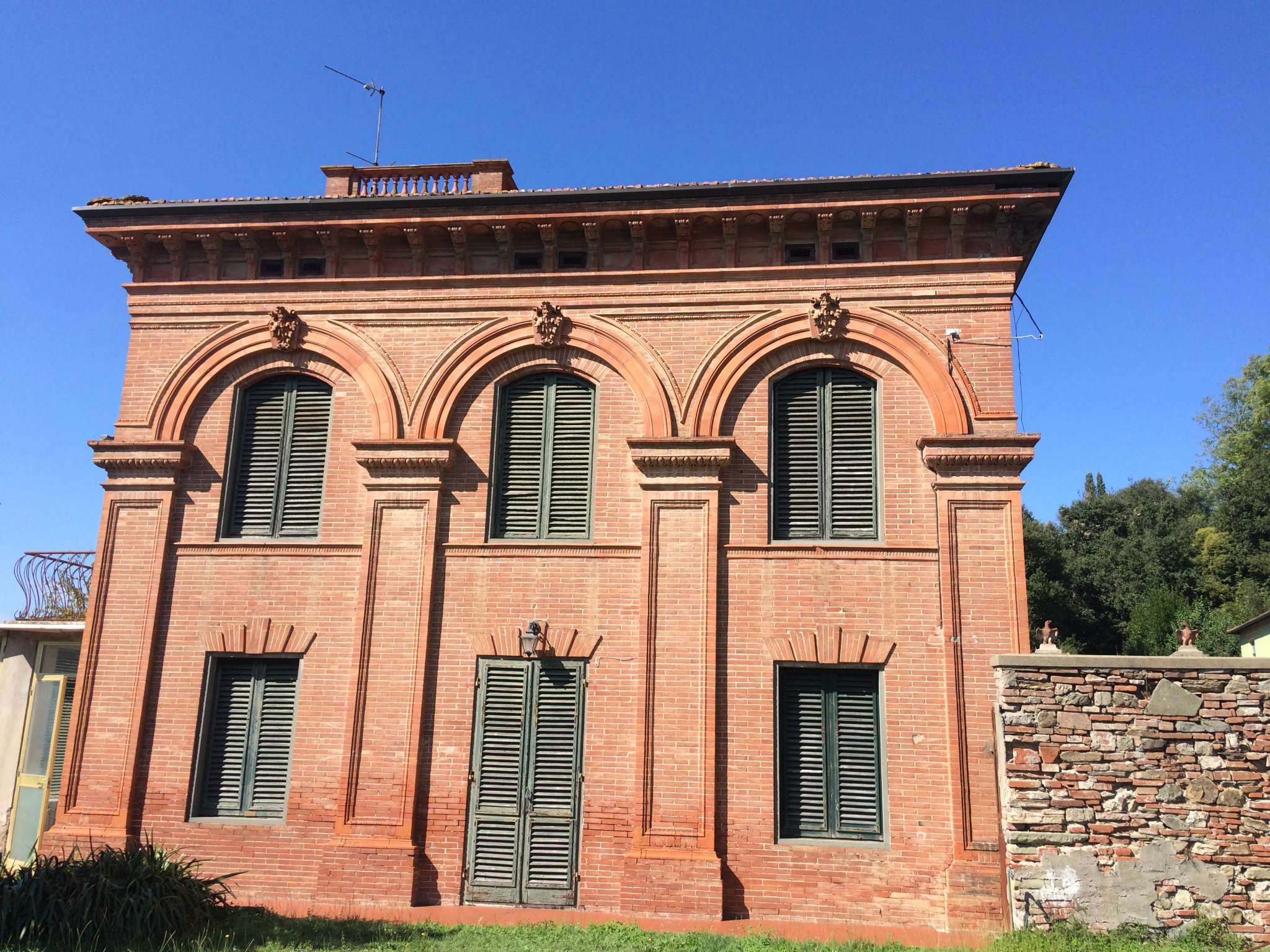 Villa Trifamiliare LUCCA vendita  ARANCIO per Sant'Alessio Sabrina Neglia