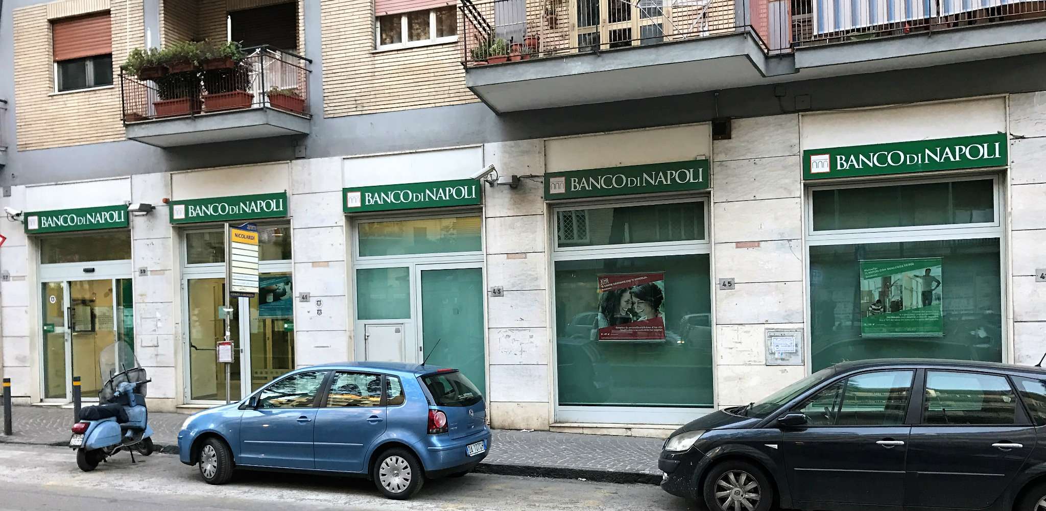 Negozio - Loc.Com. NAPOLI vendita  Colli aminei edoardo nicolardi Lombardo Salvatore