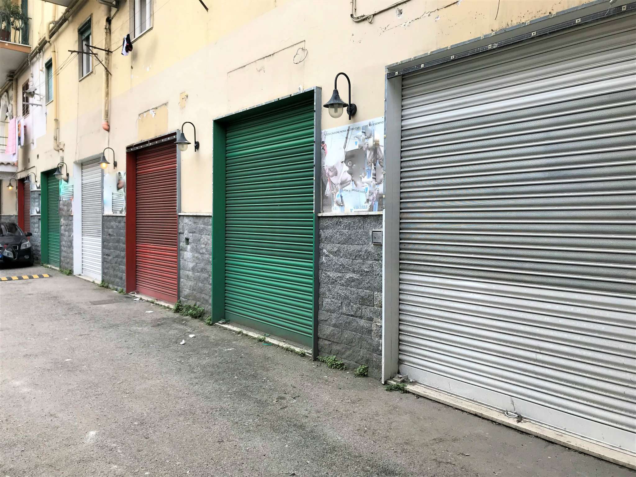 Negozio - Loc.Com. NAPOLI affitto  SECONDIGLIANO secondigliano Lombardo Salvatore