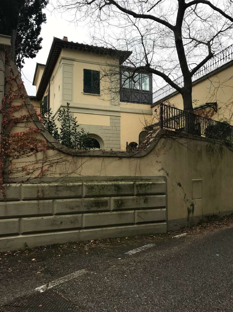 Villa FIESOLE affitto    FinStar di Cinzia Cecconi