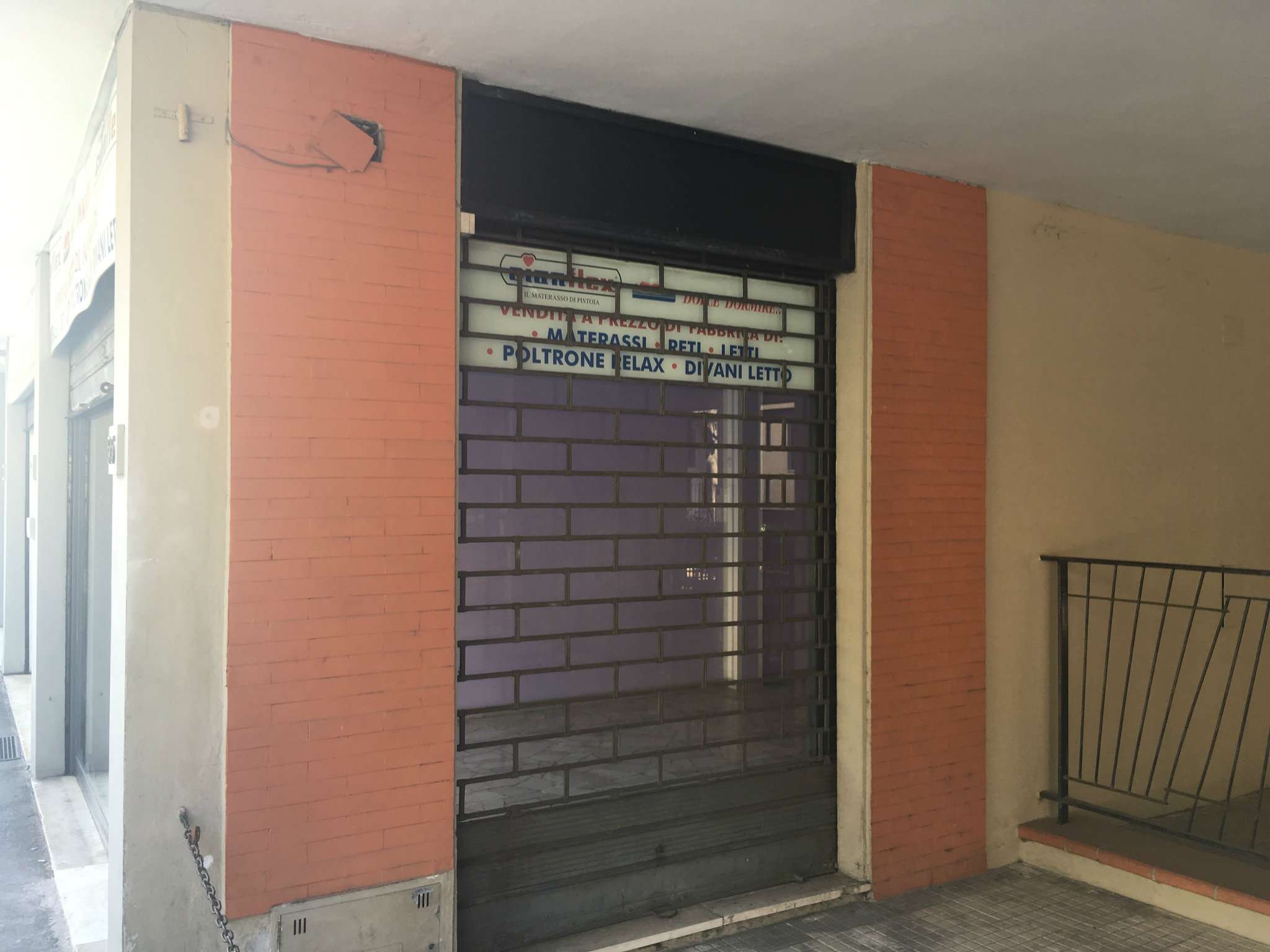 Negozio - Loc.Com. FIRENZE affitto  NOVOLI via orazio vecchi Investimenti Immobiliari