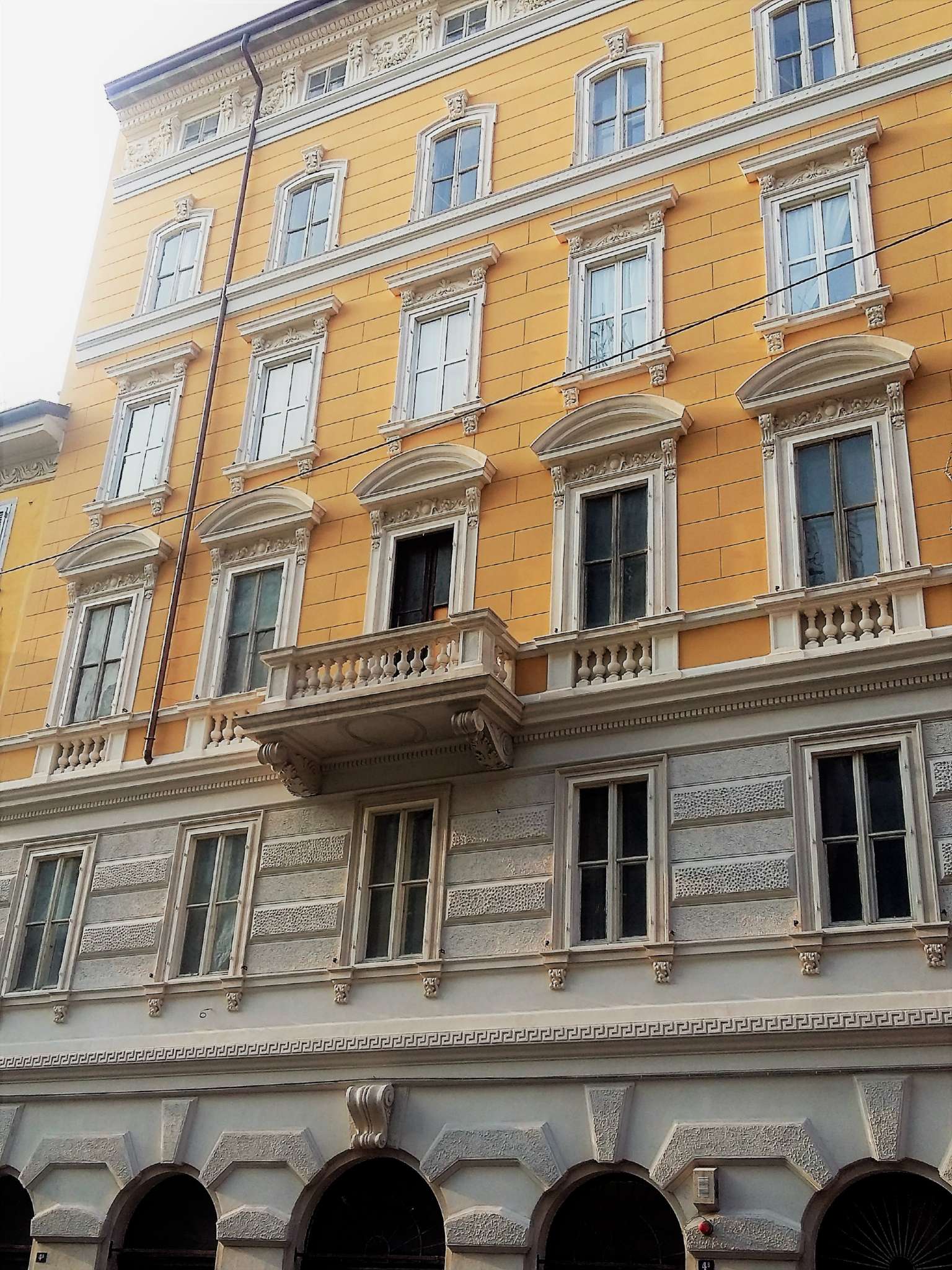  trieste vendita quart: centro l'immobiliare sas di elisabetta smaila&c.