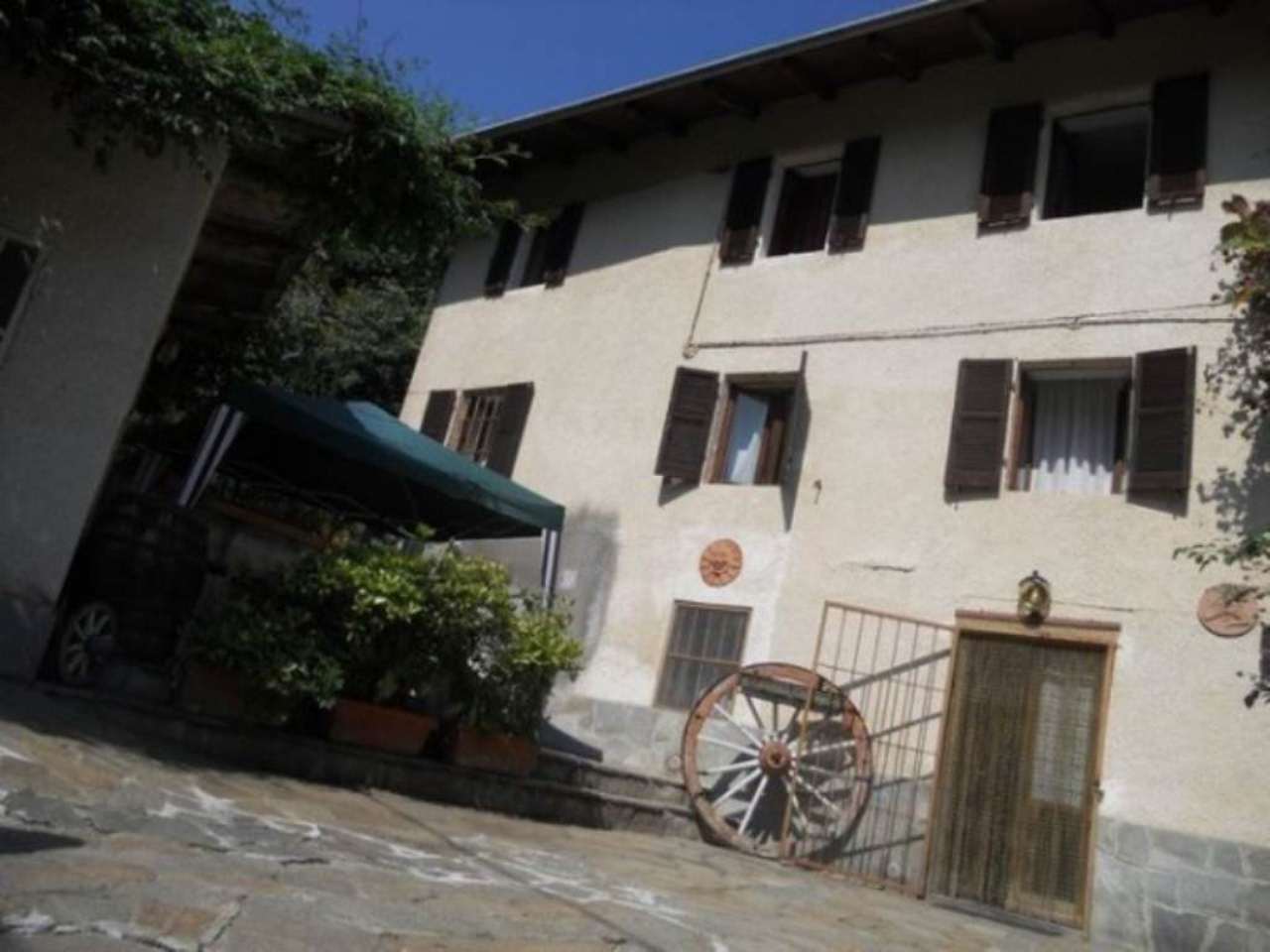  vaie vendita quart:  la dimora immobiliare di surico giovanni