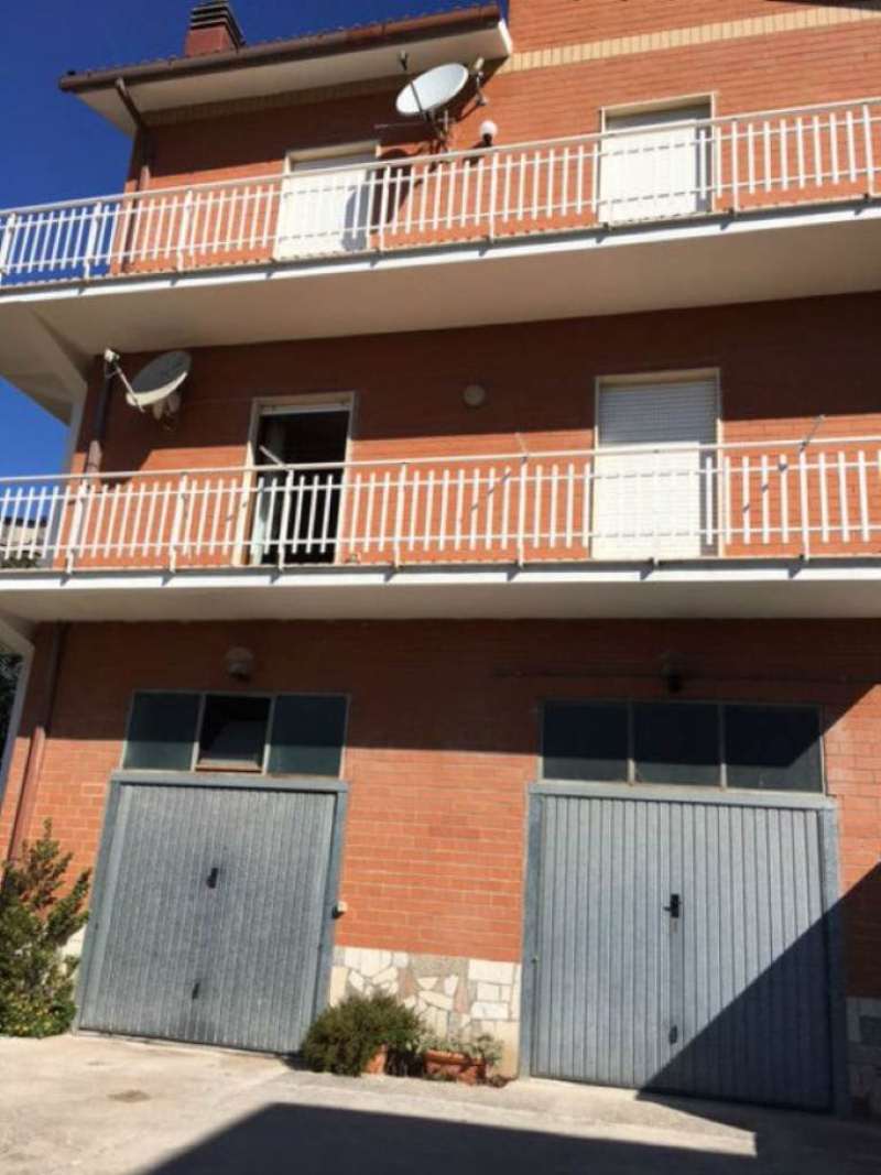 Appartamento AGOSTA vendita   Roma Cecili Immobiliare