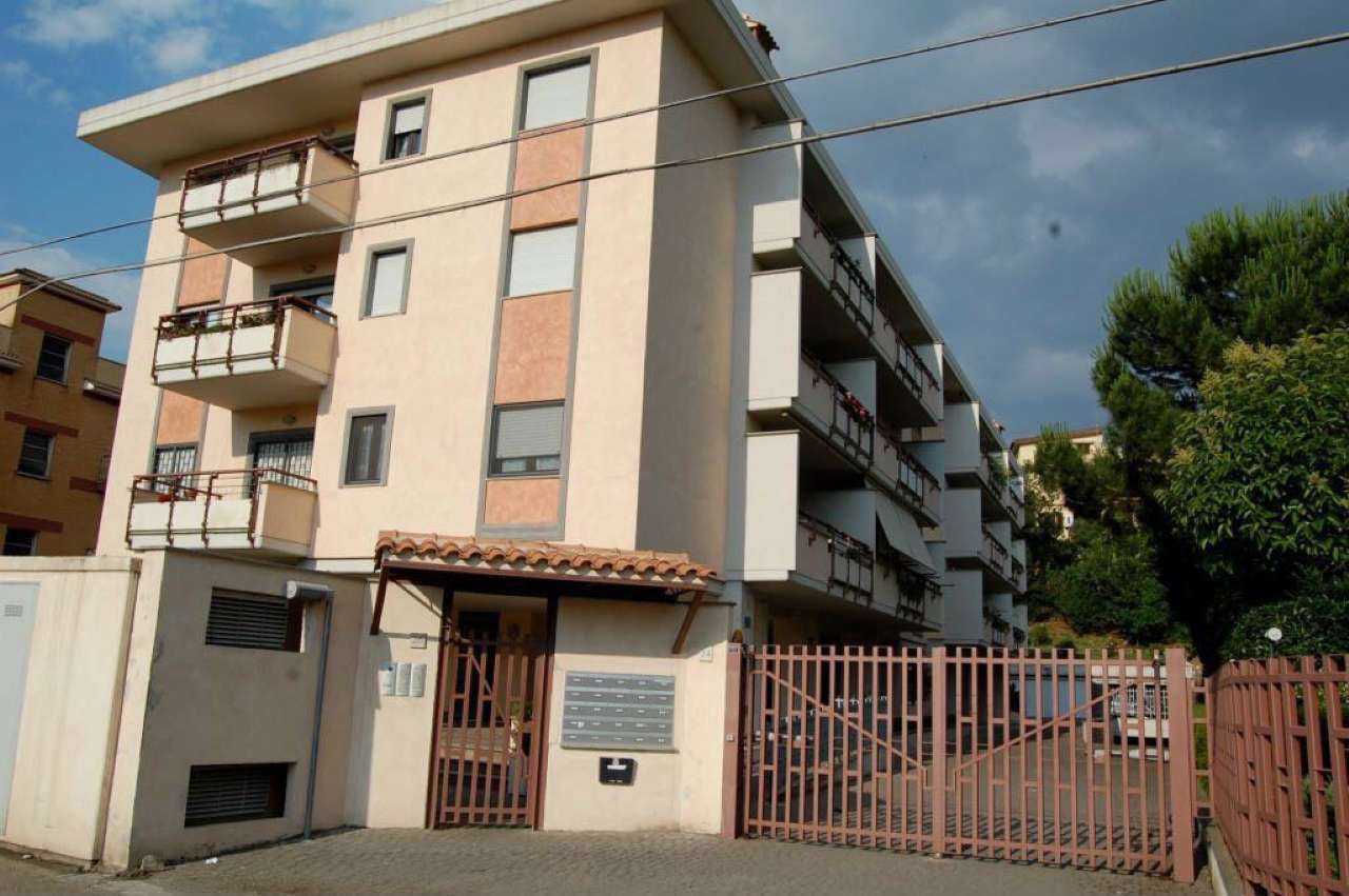  roma vendita quart: labaro cecili immobiliare