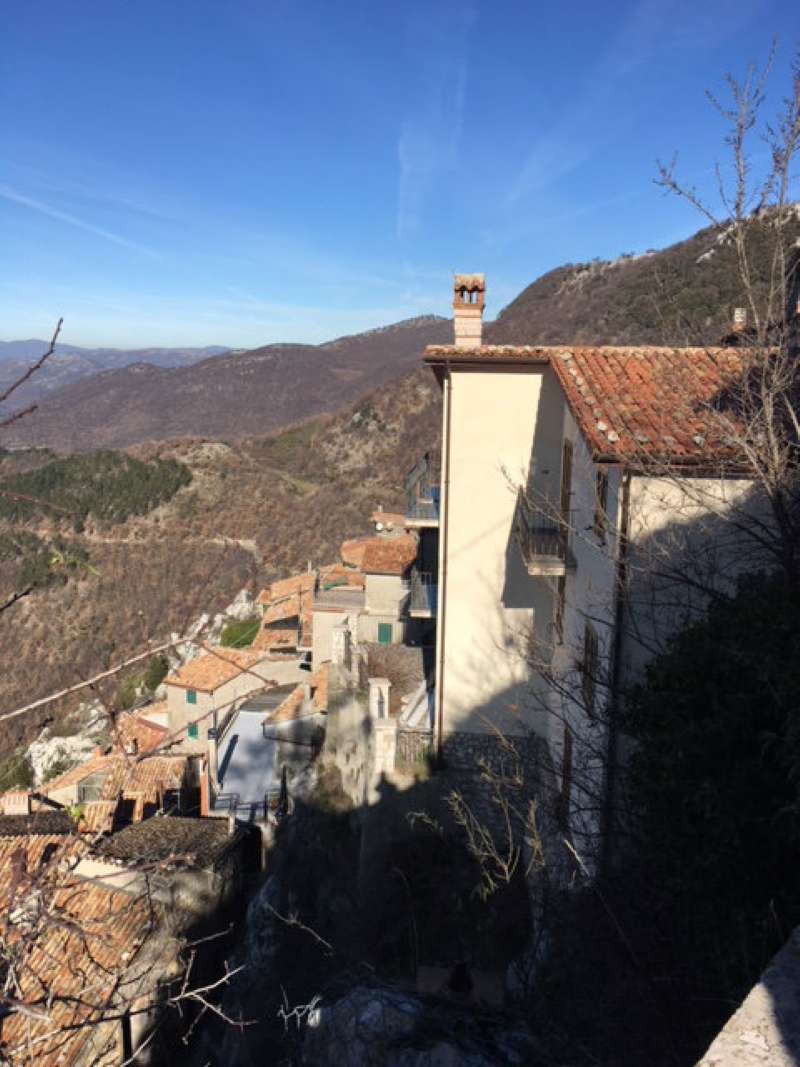 Villa Unifamiliare - Indipendente CERVARA DI ROMA vendita   P.Rossi Cecili Immobiliare