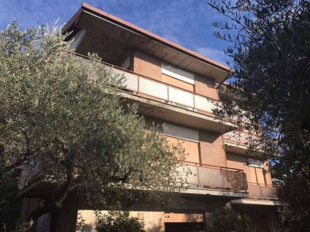 Villa MENTANA vendita   Monte del Tiro Case di Roma