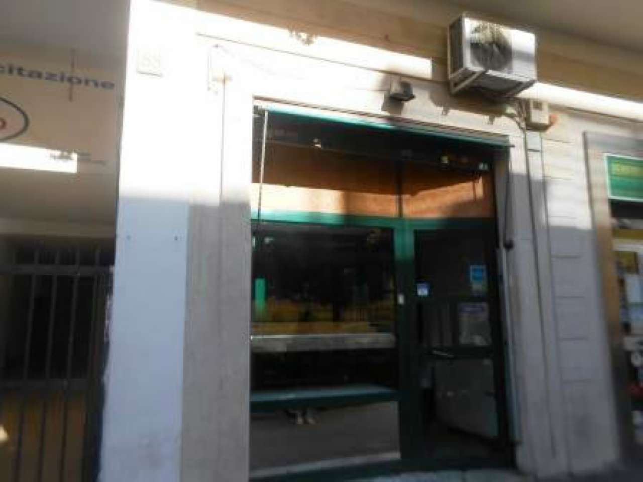 Negozio - Loc.Com. ROMA affitto  ALBERONE gino capponi Intermed Consulenze Immobiliari ALESSIA STELLA
