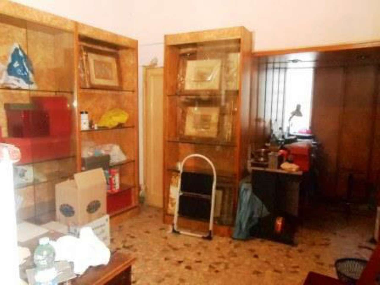 Negozio - Loc.Com. ROMA affitto  ALBERONE gino capponi Intermed Consulenze Immobiliari ALESSIA STELLA